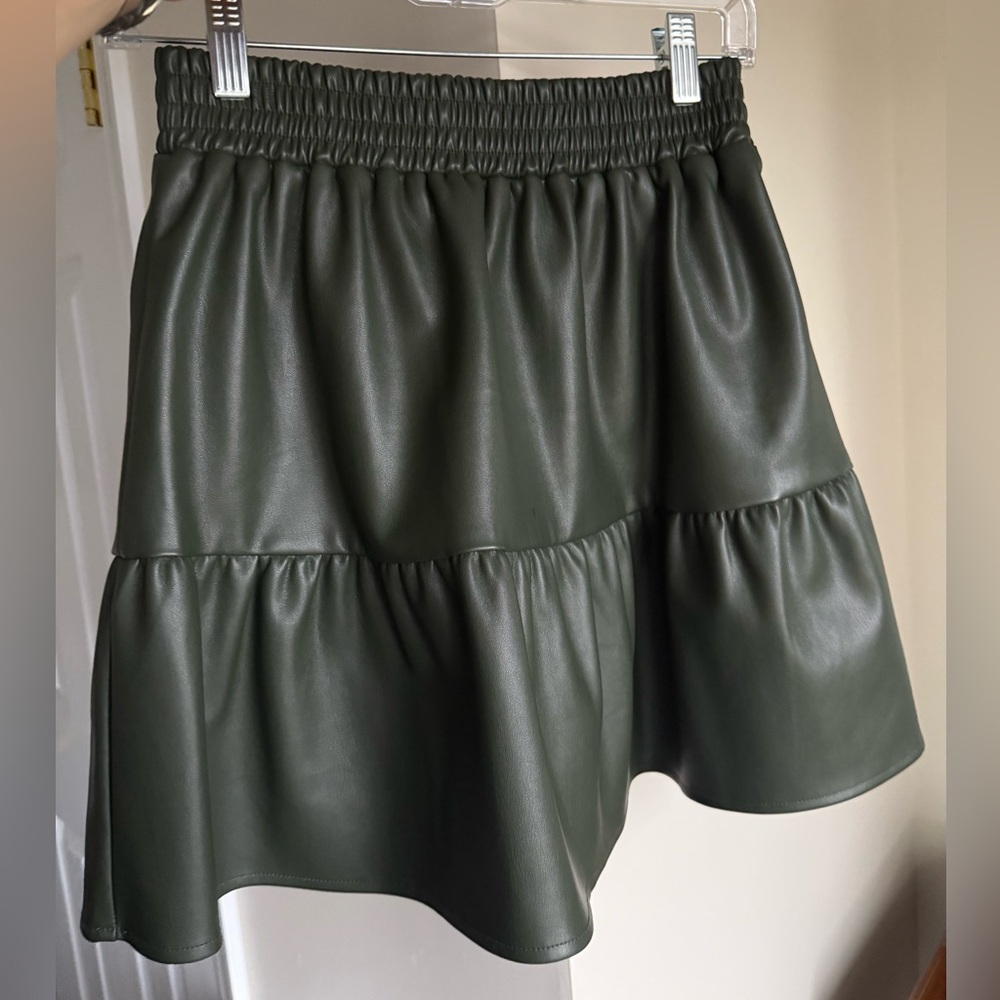 Joy Joy Green Faux Leather Skirt XS